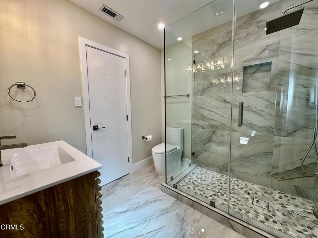 16744 Ludlow Street Property Photo 18