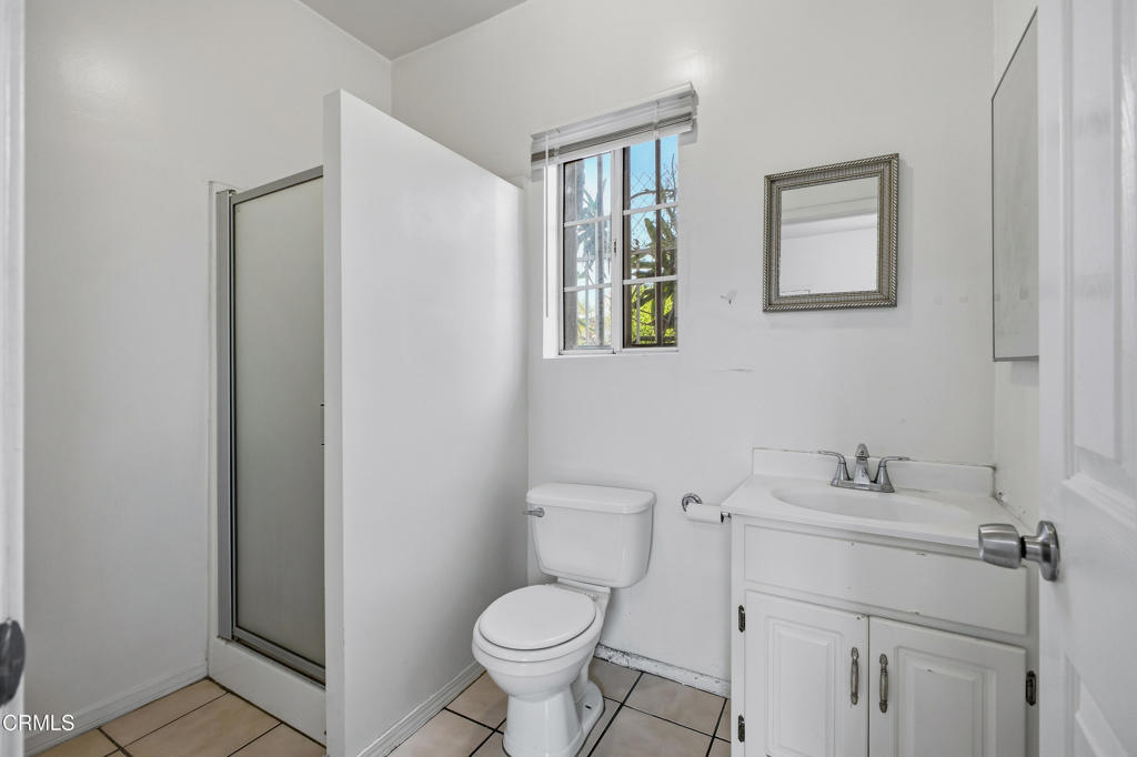 1032 S Westlake Avenue Property Photo 32