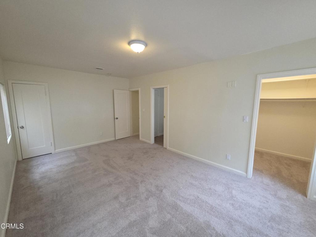 407 S Verdugo Road Property Photo 26
