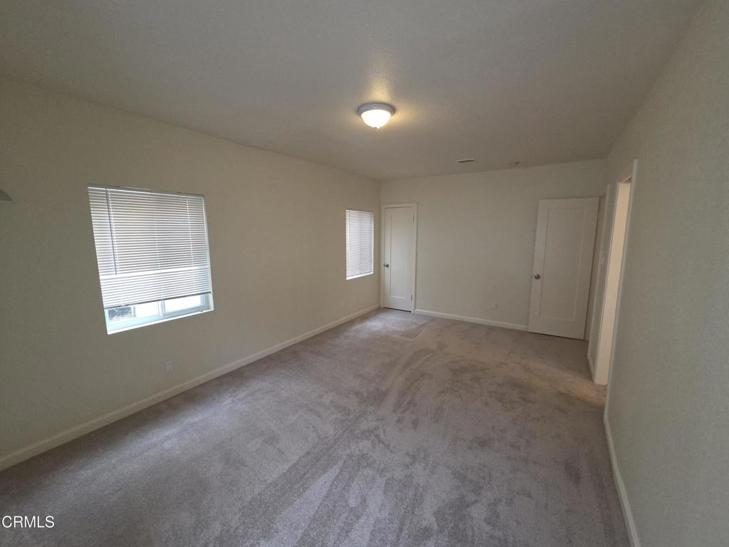 407 S Verdugo Road Property Photo 27