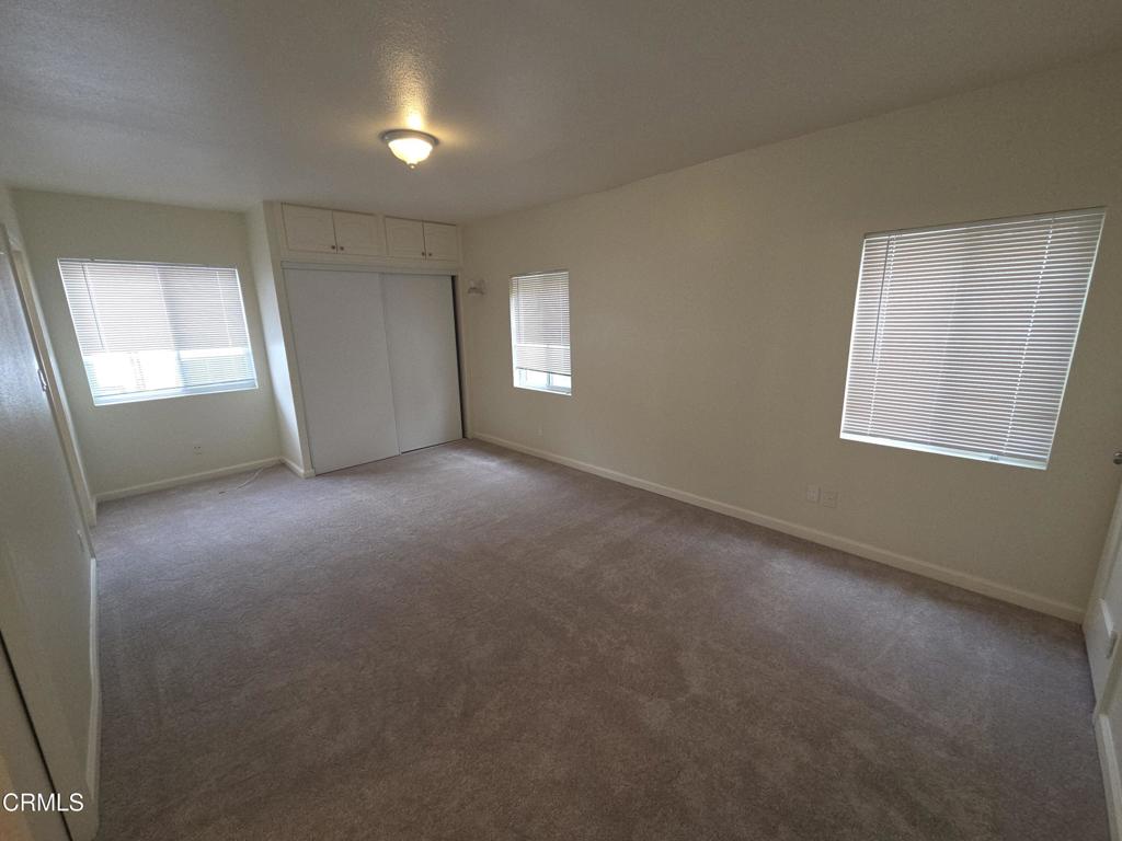 407 S Verdugo Road Property Photo 28