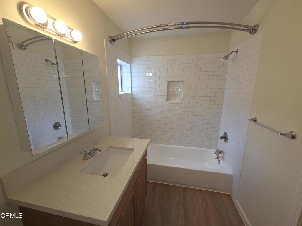 407 S Verdugo Road Property Photo 29