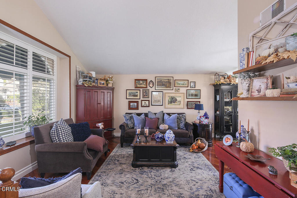 20530 Lisa Gail Drive Property Photo 8