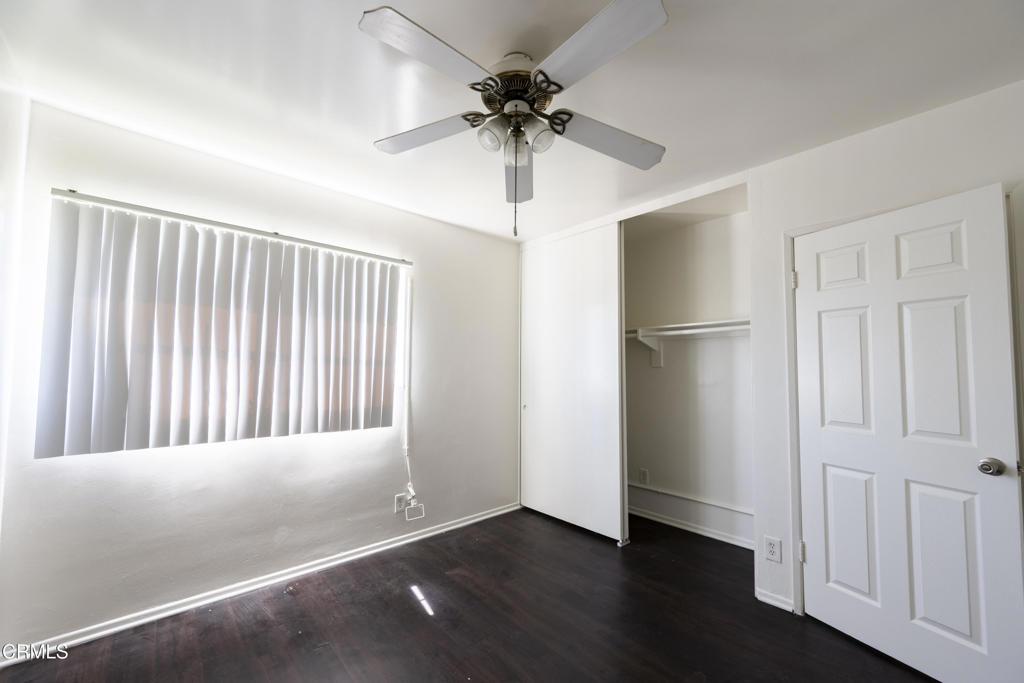 3620 S Budlong Avenue Property Photo 47