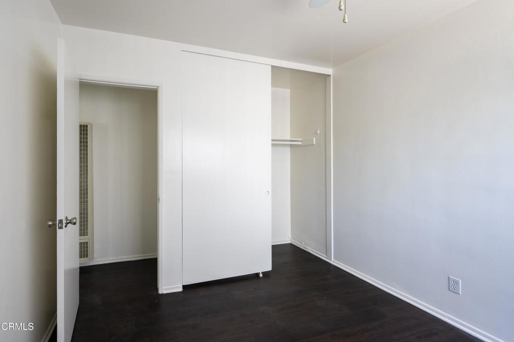 3620 S Budlong Avenue Property Photo 48