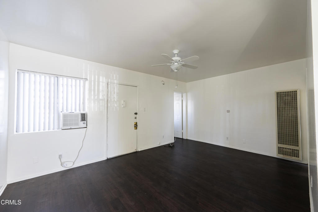 3620 S Budlong Avenue Property Photo 49