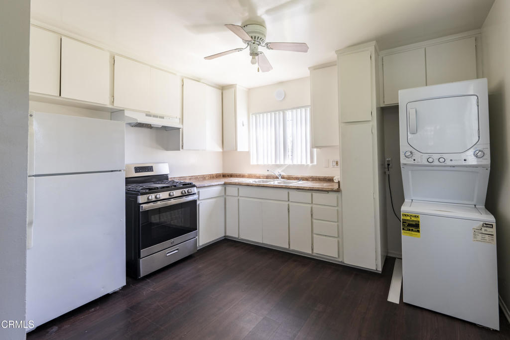 3620 S Budlong Avenue Property Photo 51