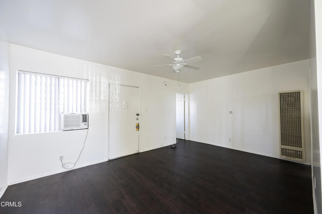 3620 S Budlong Avenue Property Photo 56