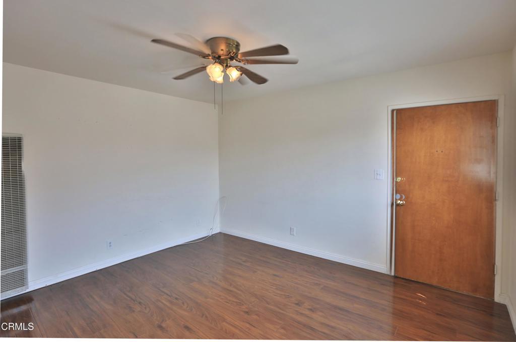 124 S Olive Avenue B Property Photo 2