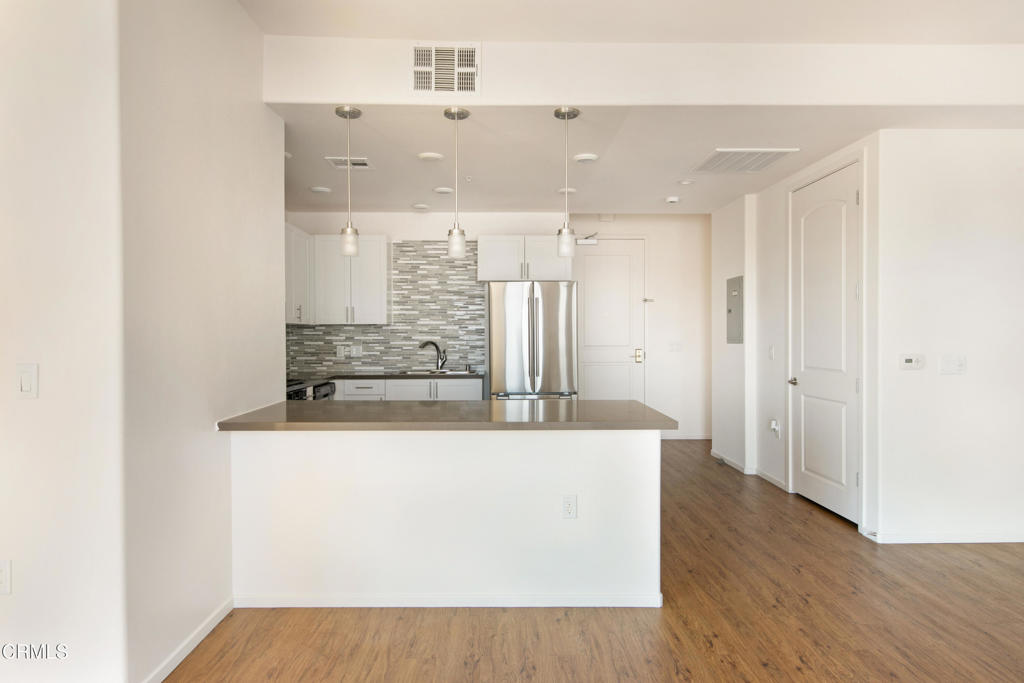 124 W Colorado Street 405 Property Photo 10