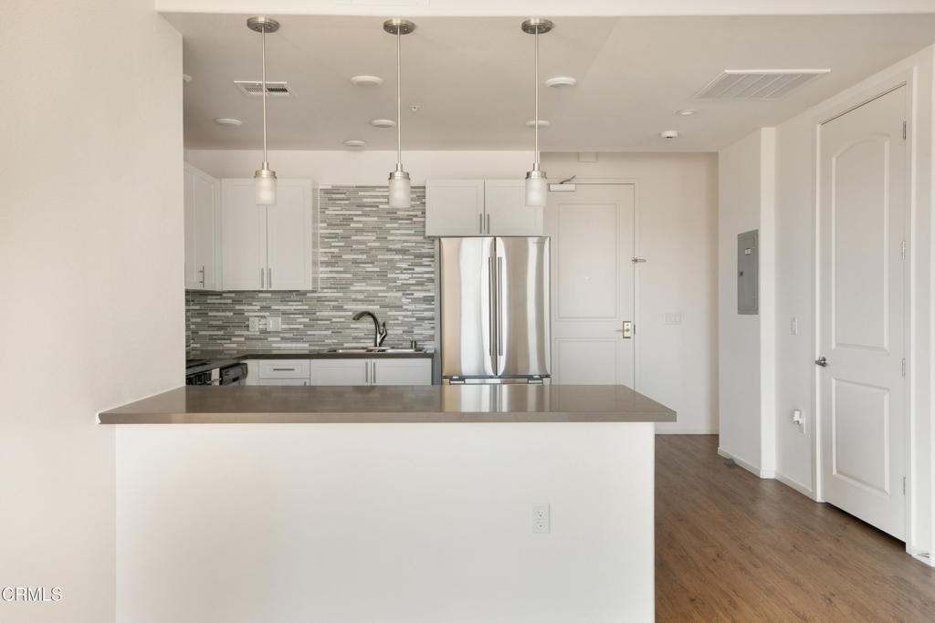 124 W Colorado Street 405 Property Photo 14