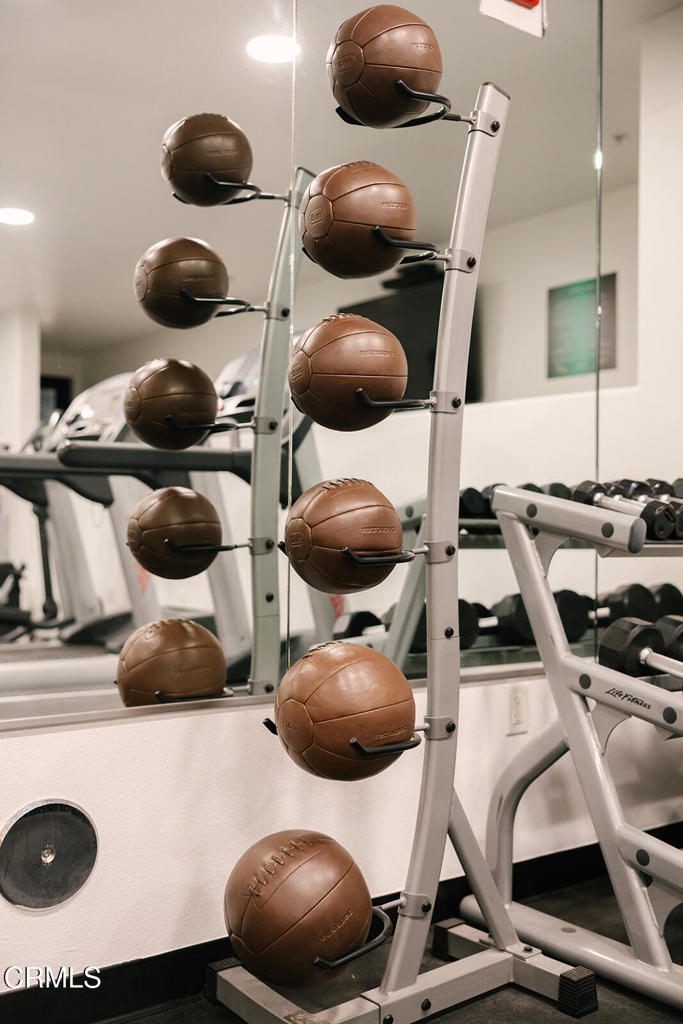 124 W Colorado Street 405 Property Photo 45