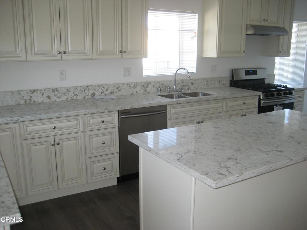 10143 Mountair Avenue Property Photo 3