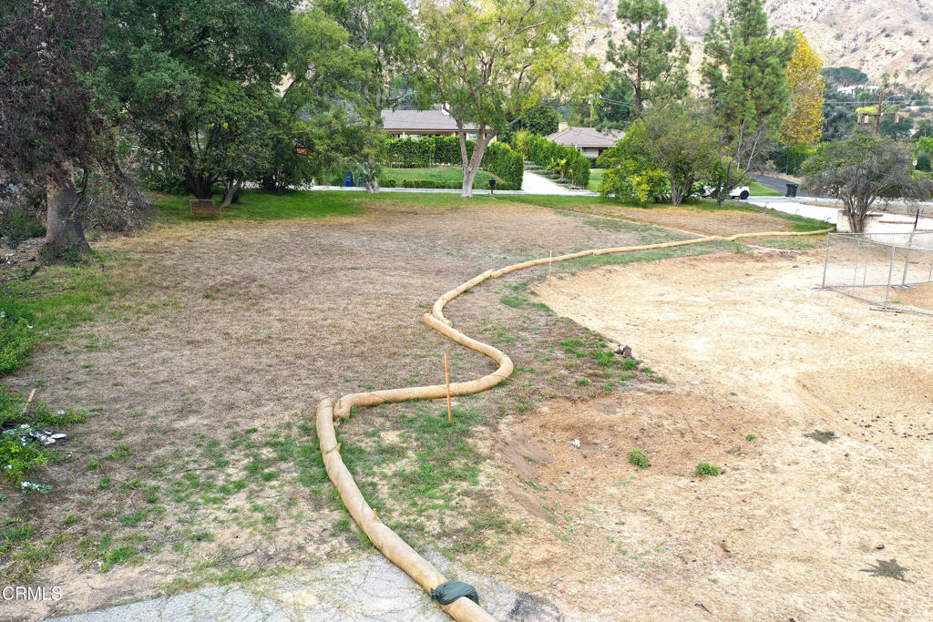 1808 E Altadena Drive Property Photo 15
