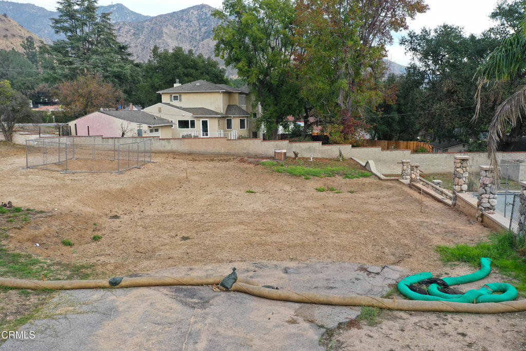 1808 E Altadena Drive Property Photo 19