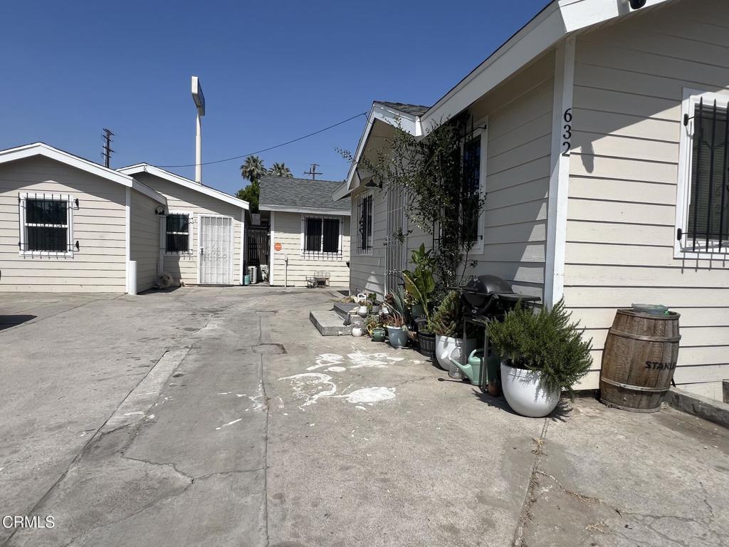 632 N Crescent Avenue Property Photo 2