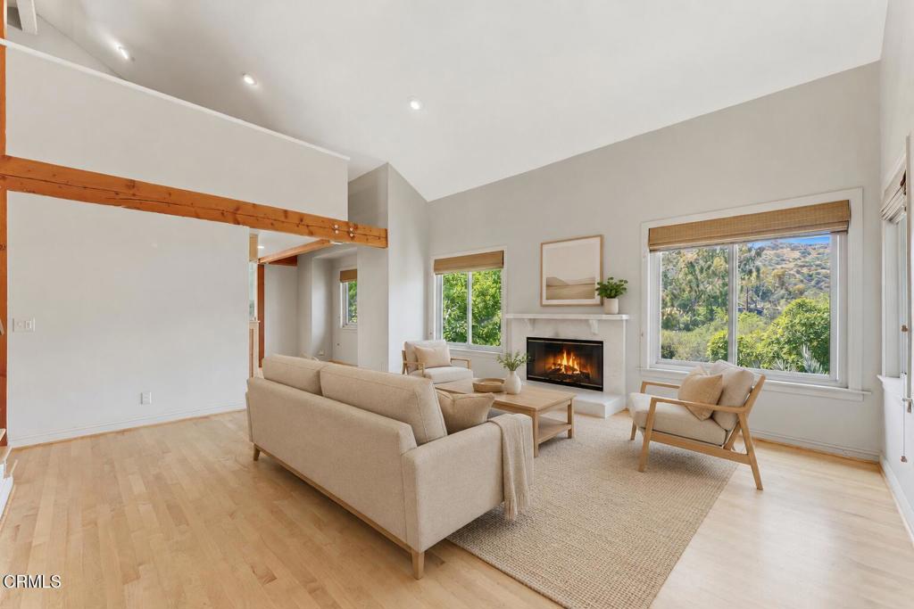 405 Woodcliffe Road Property Photo 6