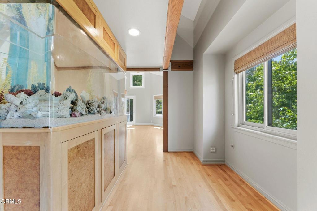 405 Woodcliffe Road Property Photo 9