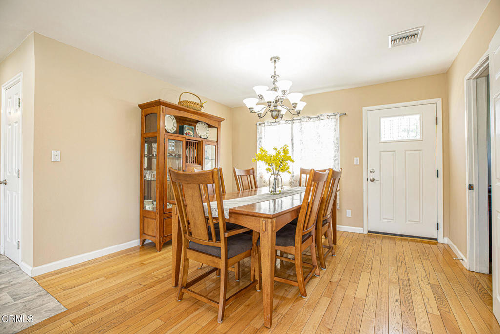 10272 Willow Springs Lane Property Photo 12