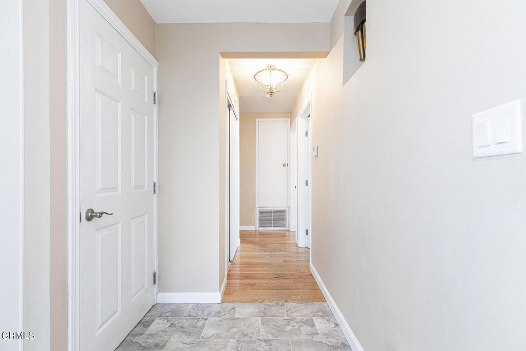 10272 Willow Springs Lane Property Photo 19