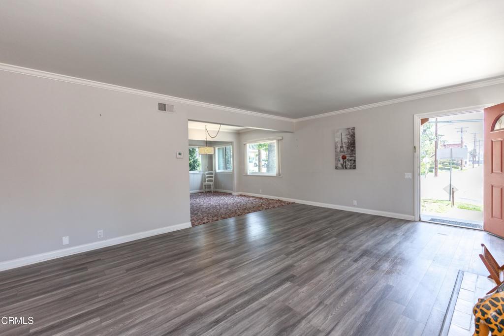 2391 El Molino Avenue Property Photo 7