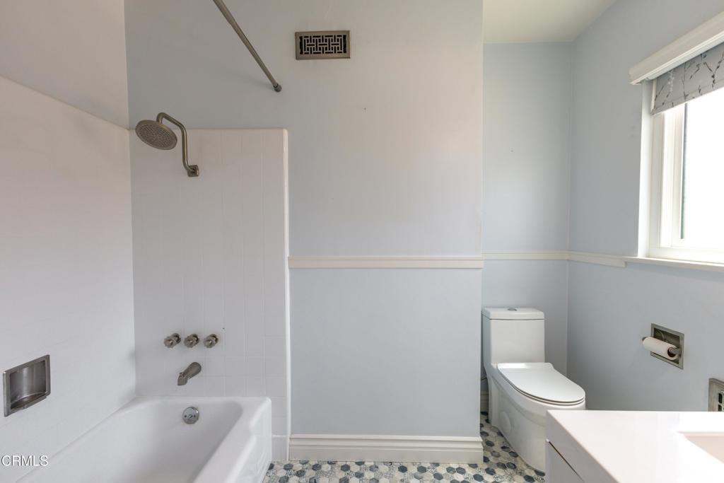 2391 El Molino Avenue Property Photo 19