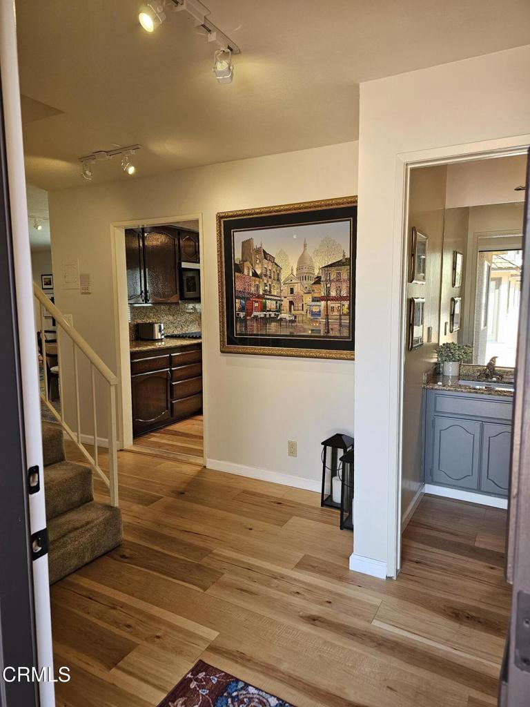 12330 Magnolia Boulevard 106 Property Photo 8