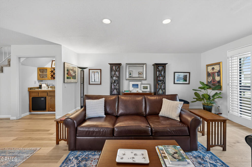 12330 Magnolia Boulevard 106 Property Photo 9