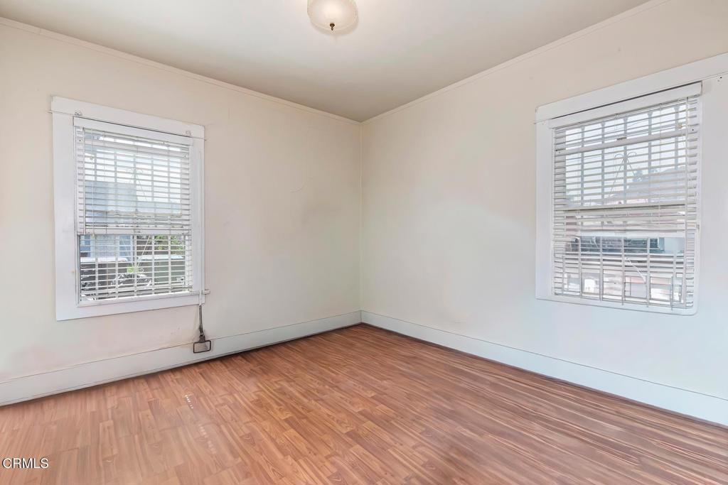 424 W Arbor Vitae Street Property Photo 16