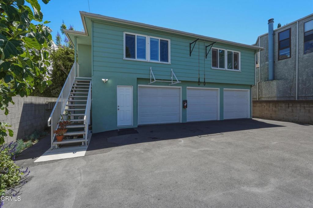 5236 Bellingham Avenue Property Photo 14