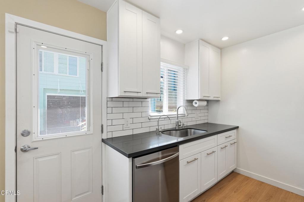 5236 Bellingham Avenue Property Photo 33