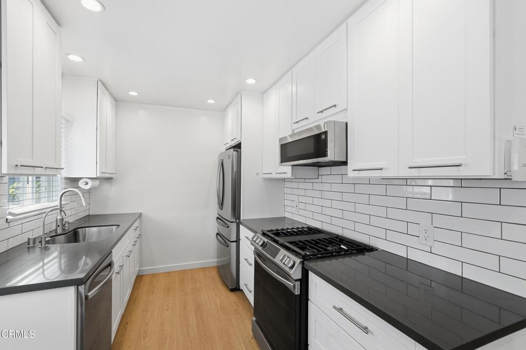 5236 Bellingham Avenue Property Photo 34