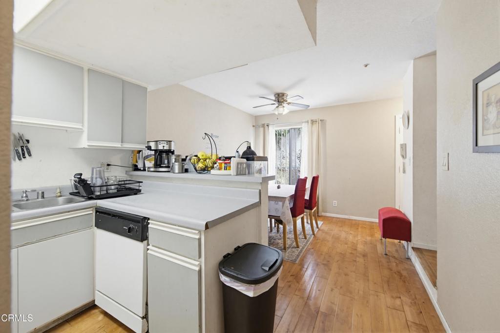847 N Raymond Avenue 9a Property Photo 10