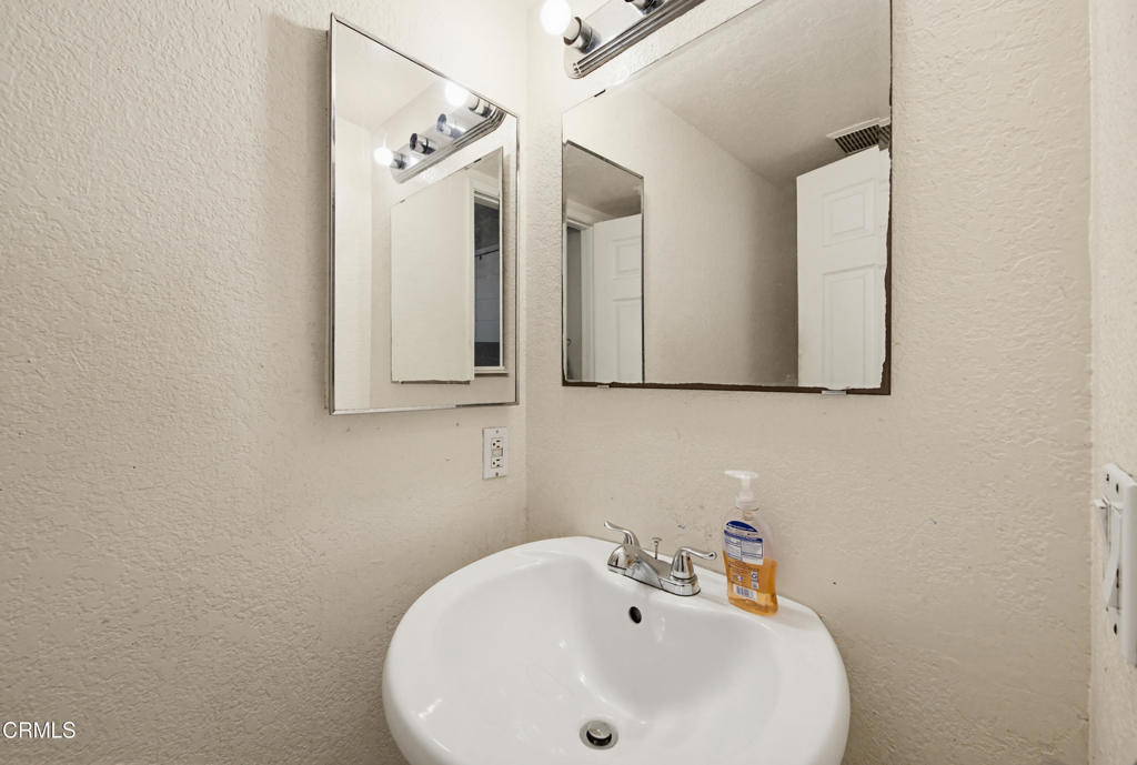 847 N Raymond Avenue 9a Property Photo 21