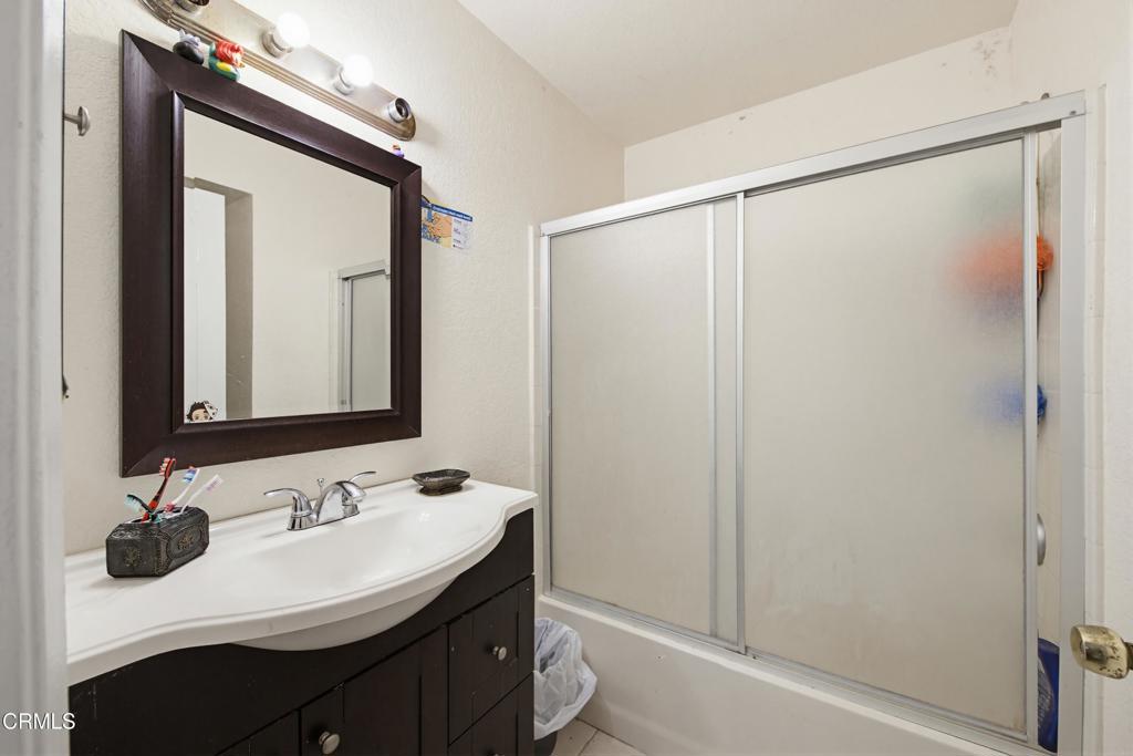 847 N Raymond Avenue 9a Property Photo 22
