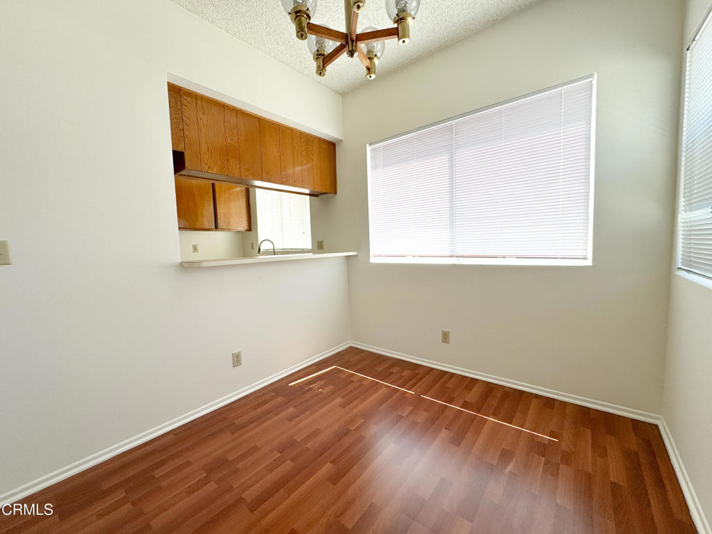 336 N Chapel Avenue E Property Photo 3