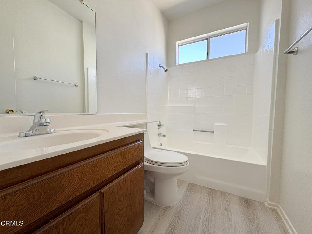 336 N Chapel Avenue E Property Photo 5