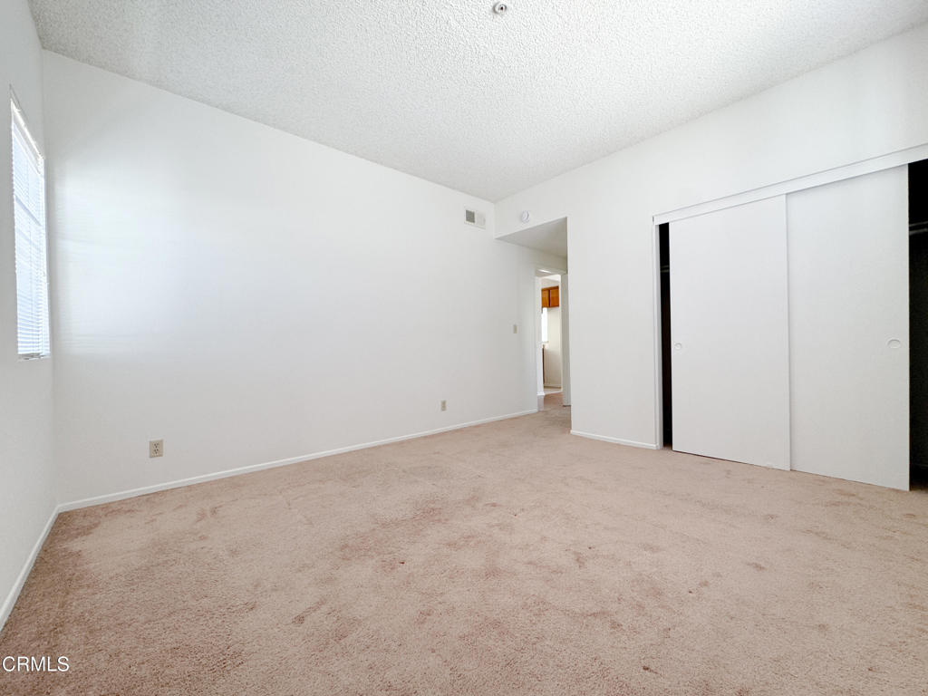 336 N Chapel Avenue E Property Photo 8