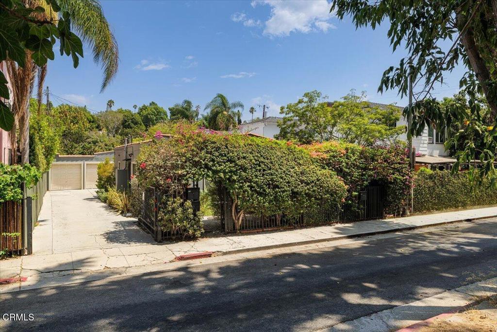 808 810 N Vendome Street Property Photo 26
