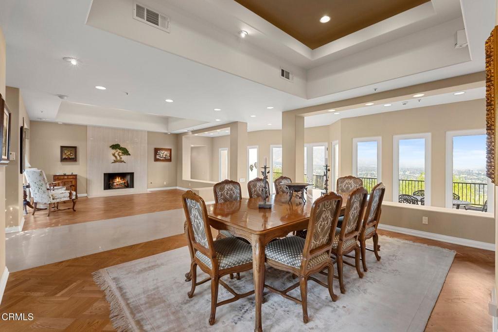 1401 Glen Oaks Boulevard Property Photo 11