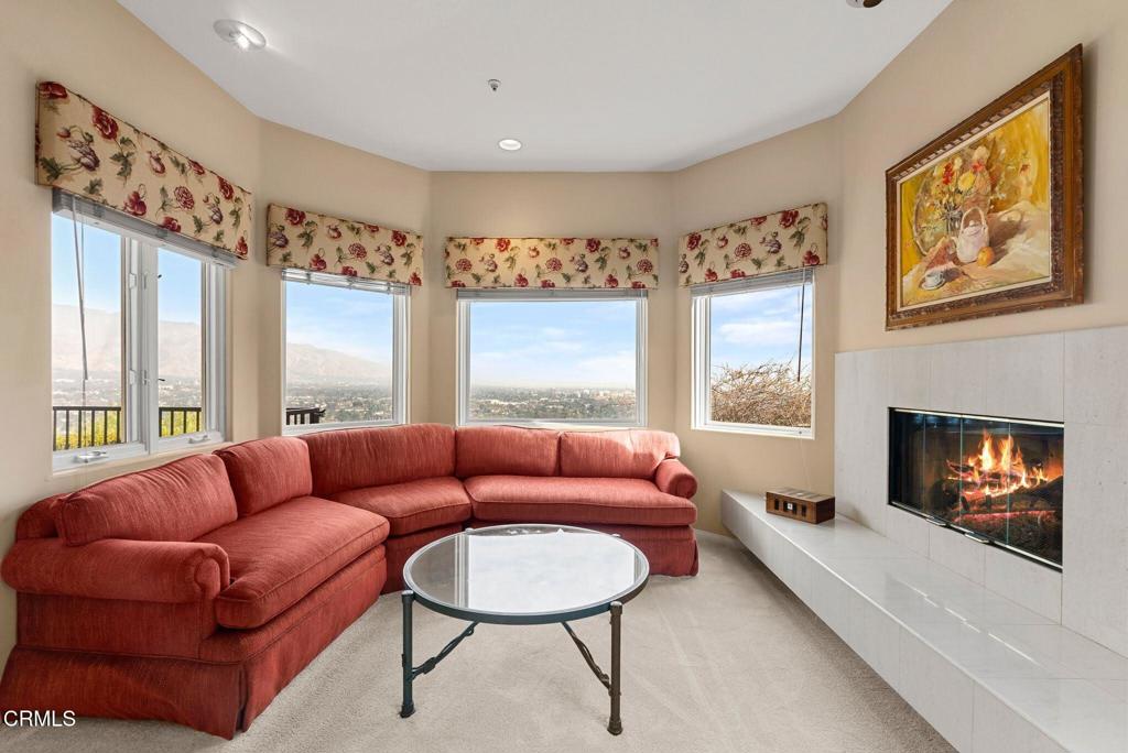 1401 Glen Oaks Boulevard Property Photo 14