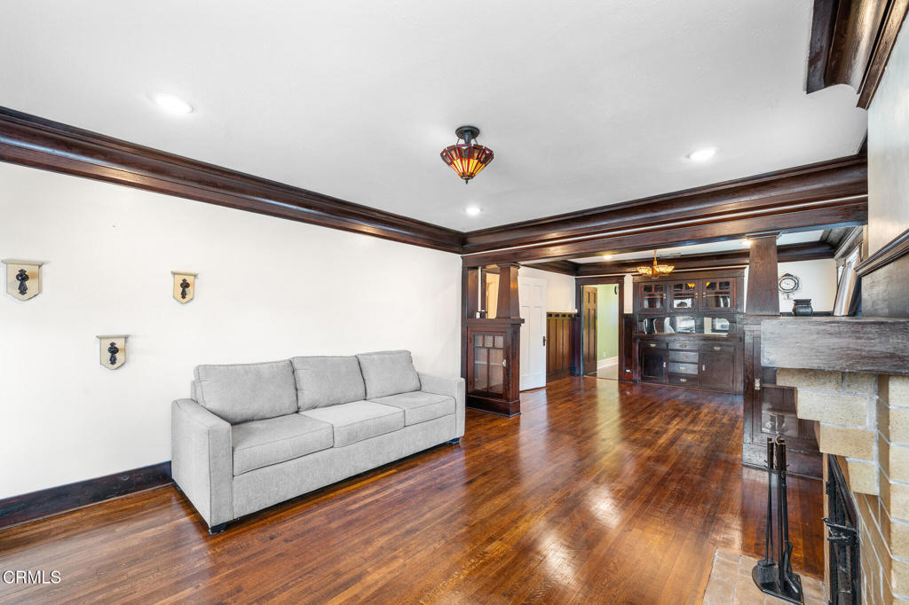 6158 Oak Crest Way Property Photo 13