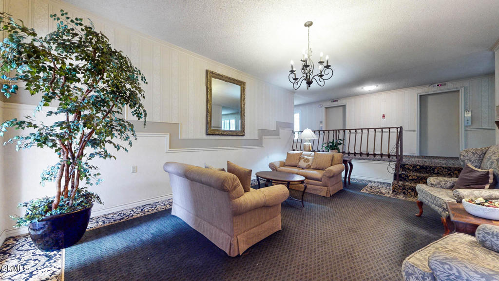 420 S Madison Avenue 112 Property Photo 2