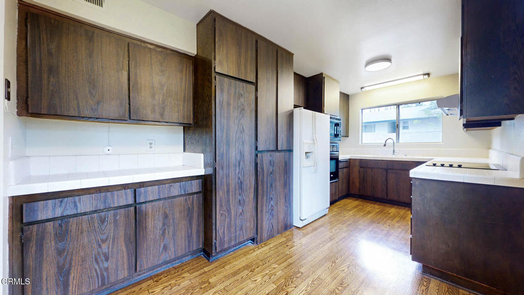 420 S Madison Avenue 112 Property Photo 12