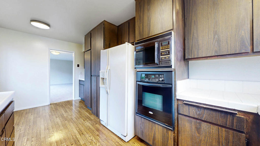 420 S Madison Avenue 112 Property Photo 16