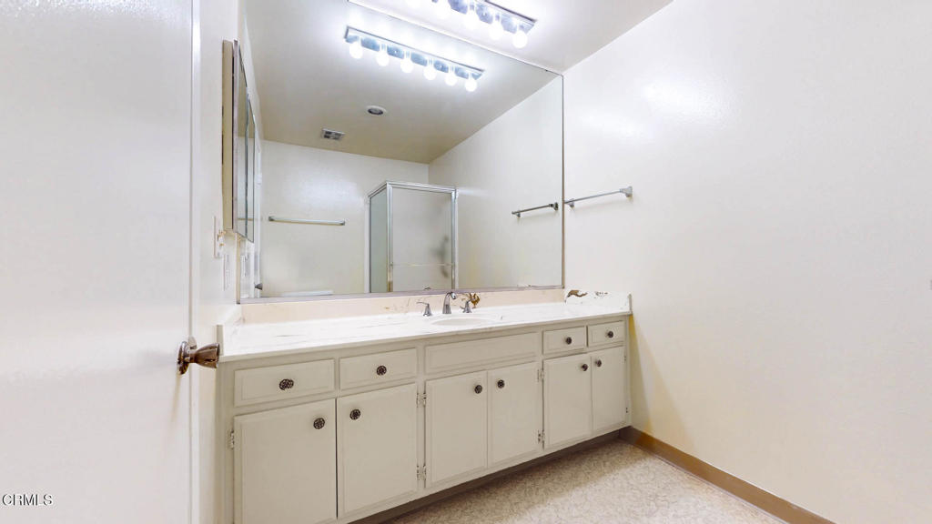 420 S Madison Avenue 112 Property Photo 17