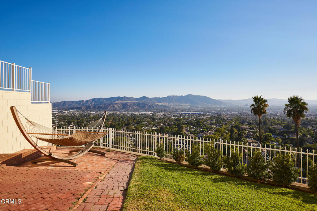 1234 E Tujunga Avenue Property Photo 51