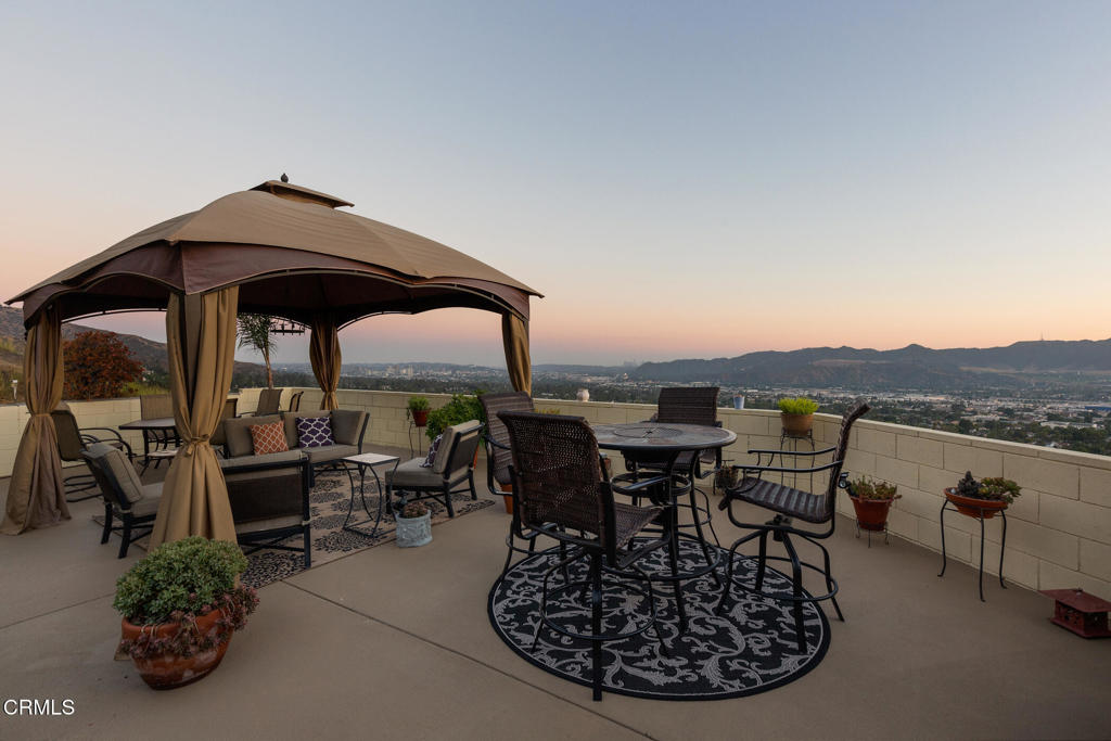 1234 E Tujunga Avenue Property Photo 59