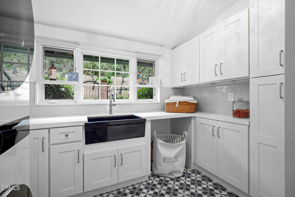 525 Berkshire Avenue Property Photo 22