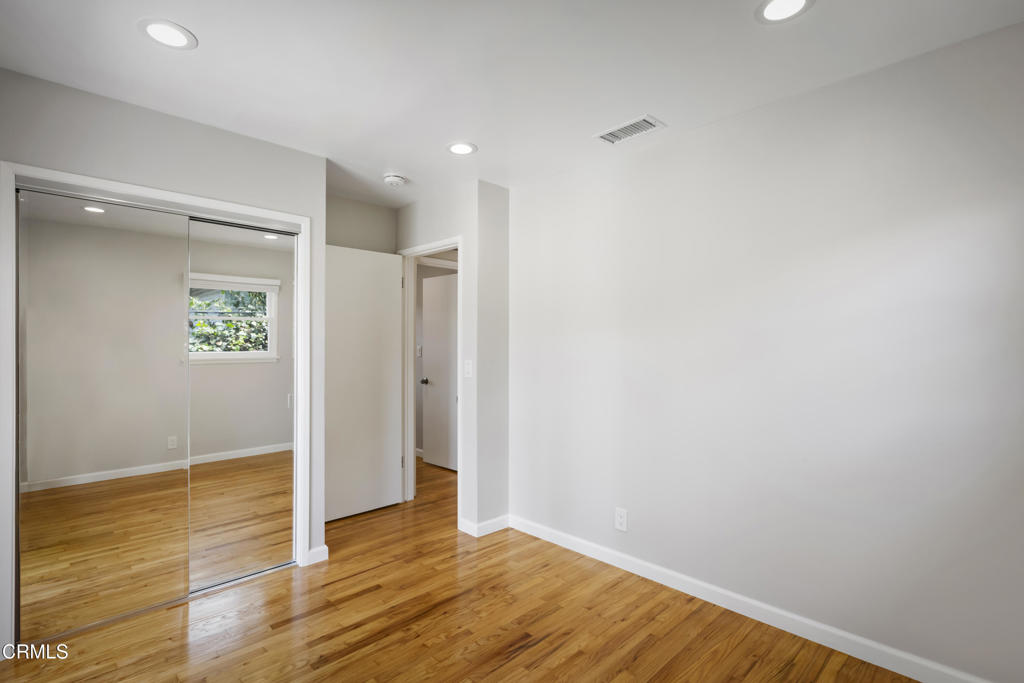 420 Violet Avenue Property Photo 17